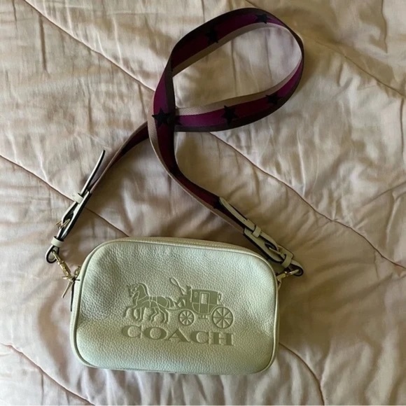 Coach Jes Crossbody Bag Chalk F75818 Pink Strap With Stars - Picture 4 of 9